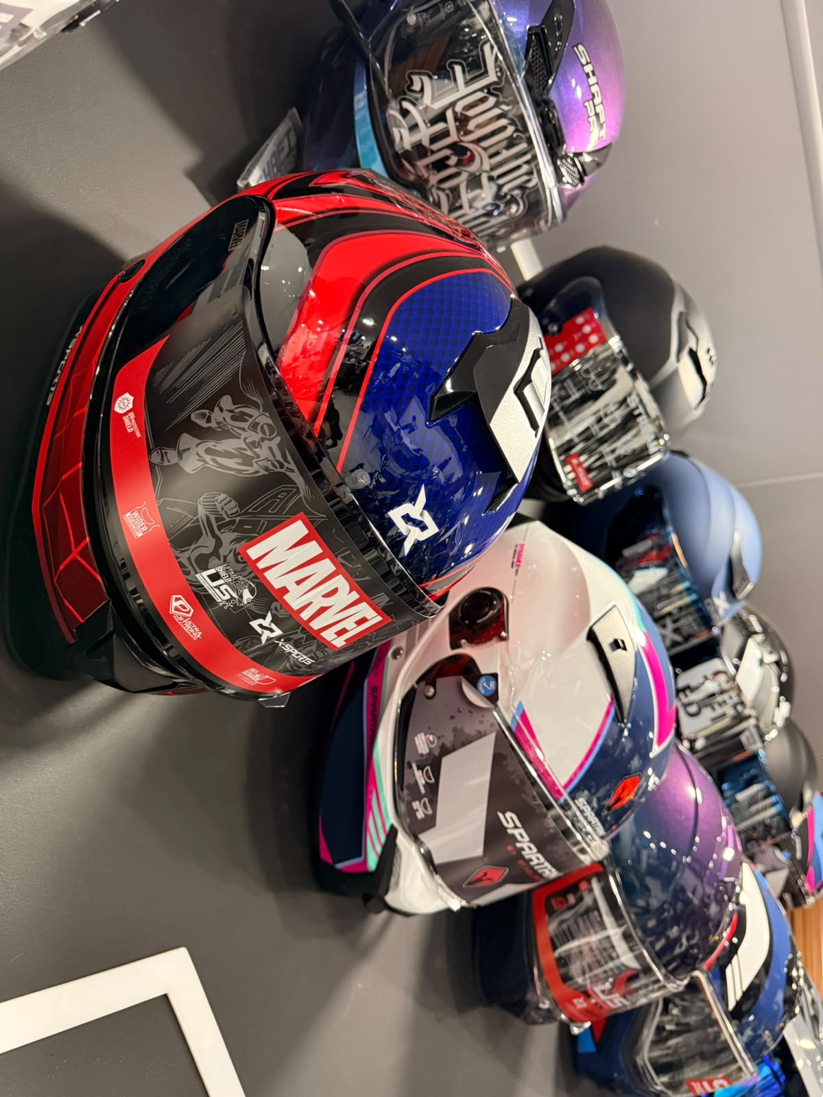 Cascos Premium